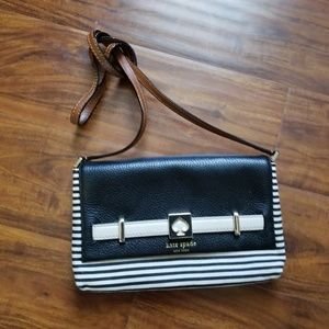 Kate Spade cross body purse